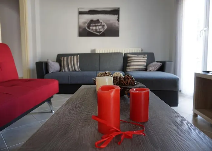 Seaside Family Apartment In Paralia Dionisiou